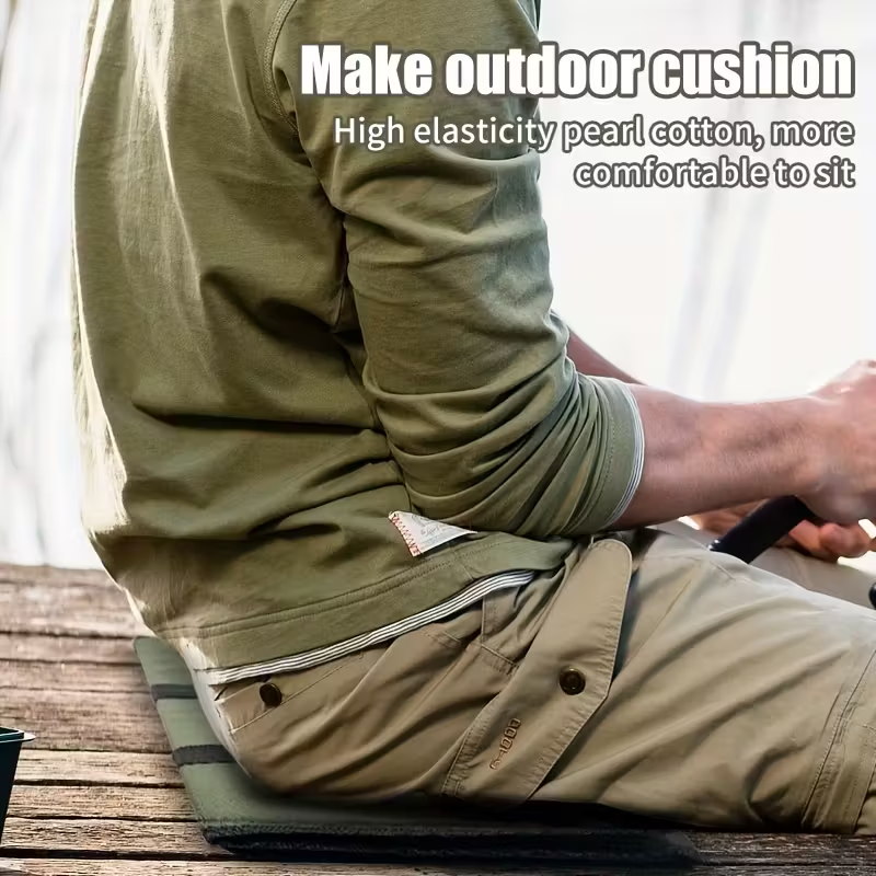 Foldable fishing unhooking guard